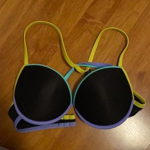 victoria’s secret Bikini top size 34D
